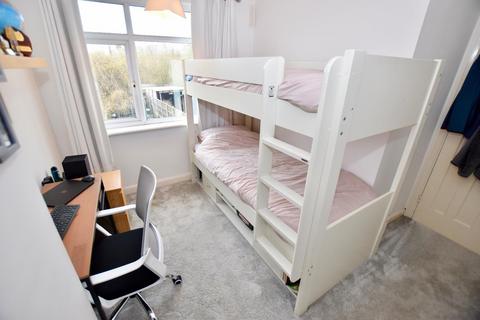 377 Aldermans Green Road, Coventry, CV2 1NL