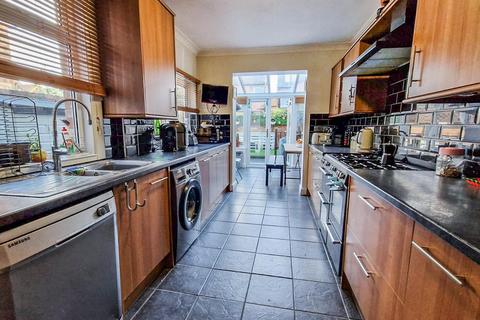 3 bedroom terraced house for sale, Dudley Street, Bedford