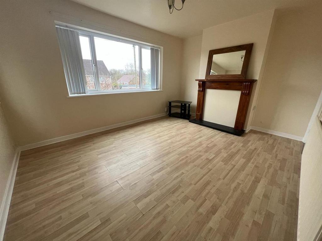 Sherington Avenue, Allesley Park... 2 bed semidetached house £850