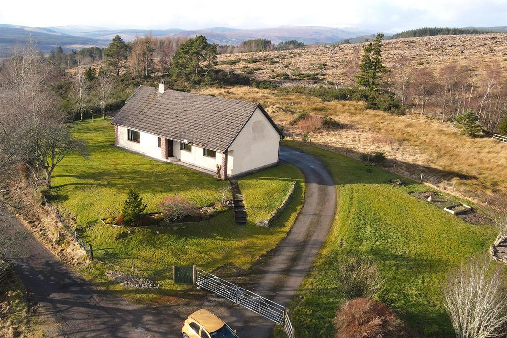 26 Altass, Lairg, Sutherland IV27 4EU 3 bed detached bungalow for sale