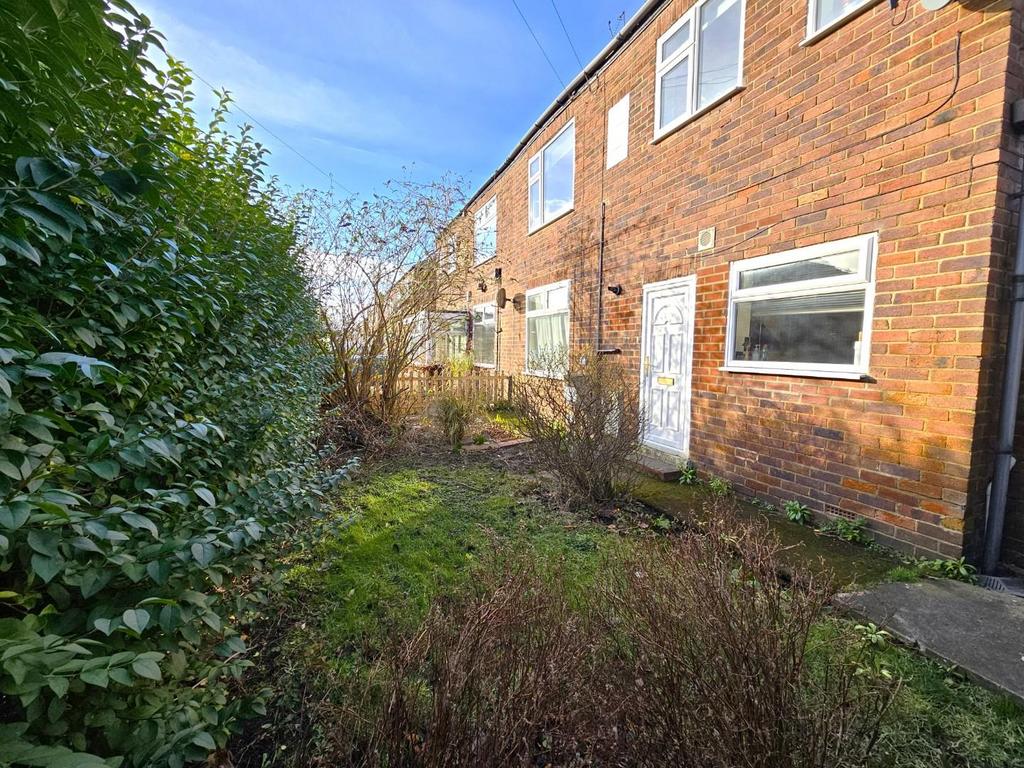 Closefield Grove, Monkseaton 2 bed ground floor flat for sale £145,000