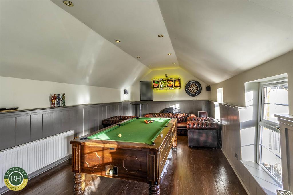 Leisure suite (coach house)