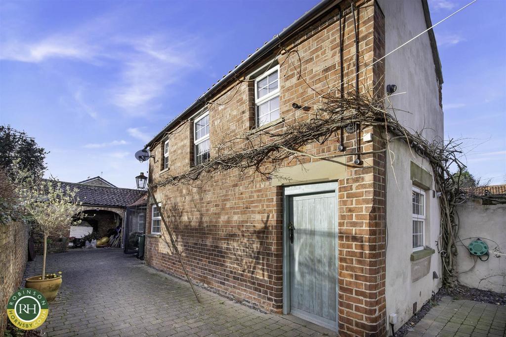 Coach House