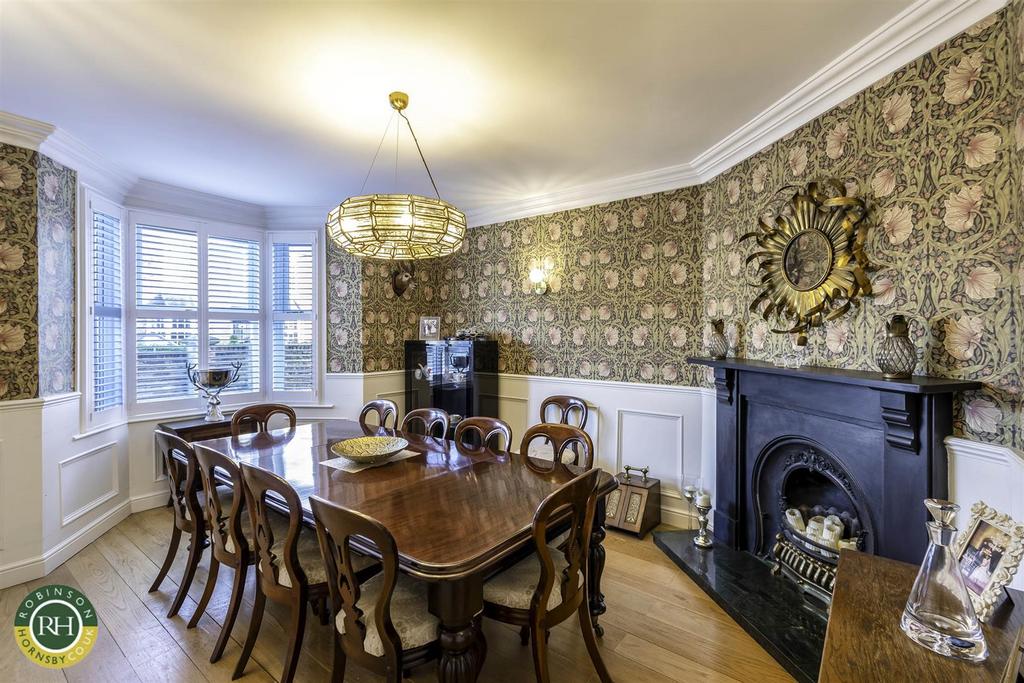 Formal dining room