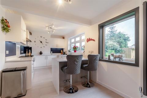 4 bedroom semi-detached house for sale, Elm Grove, Maidstone