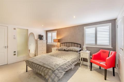 4 bedroom link detached house for sale, Leonard Gould Way, Loose, Maidstone