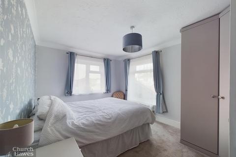 4 bedroom detached house for sale - Harvey Road, Great Totham