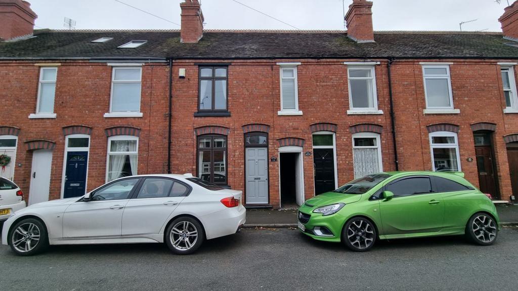 Wall Heath, Kingswinford 2 bed terraced house to rent £795 pcm (£183 pw)