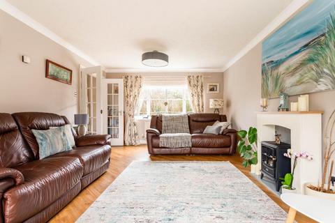 5 bedroom house for sale, Stag Close, Henfield