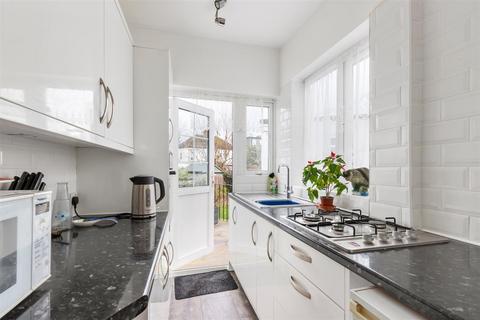 10 Allgood Close, Morden, SM4 4PA
