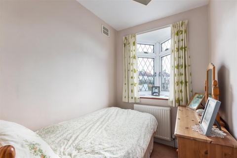 10 Allgood Close, Morden, SM4 4PA