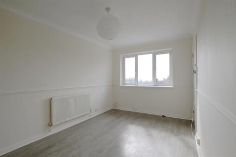 1 bedroom flat to rent - York Road, Southend-On-Sea