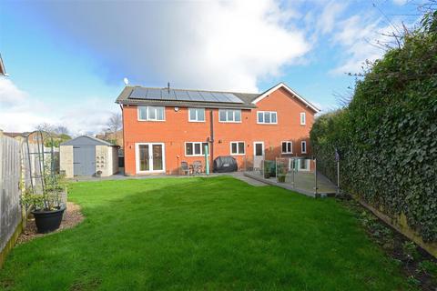 6 bedroom detached house for sale, Carlton Close, Off Racecourse Lane, Shrewsbury