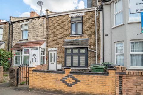 3 bedroom terraced house for sale, St. Mary Road, London