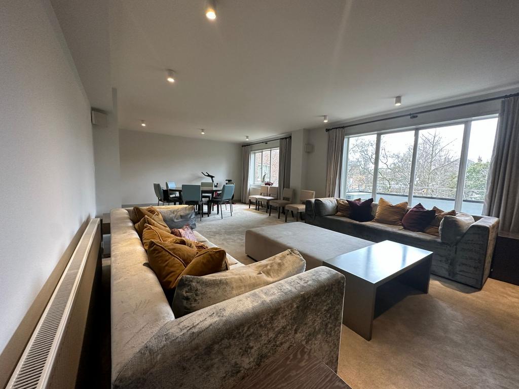 3 bed luxury apartment, Holland Park W14