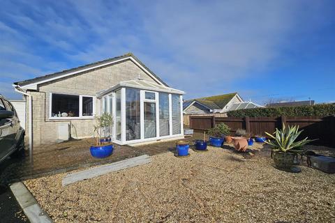 2 bedroom detached bungalow for sale, Underhedge Gardens, Portland