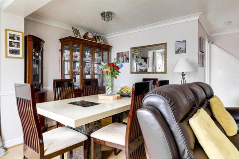 46 Clay Pit Piece, Saffron Walden, CB11 4DR