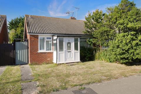 2 bedroom semi-detached bungalow for sale, Ashurst Way, East Preston BN16