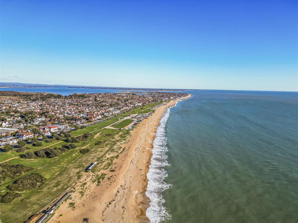 8 The Royal Aerials Portico Marketing Hayling Proper