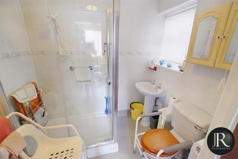 52 Chaseview Road, Alrewas, Burton-on-trent, DE13 7EL