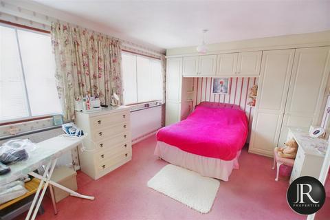 52 Chaseview Road, Alrewas, Burton-on-trent, DE13 7EL