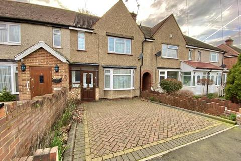 3 Hewens Road, Uxbridge, UB10 0SR