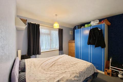 3 Hewens Road, Uxbridge, UB10 0SR