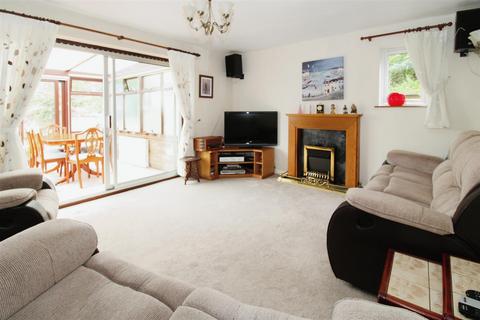 3 bedroom detached bungalow for sale, Robert Hill Close, Rugby CV21