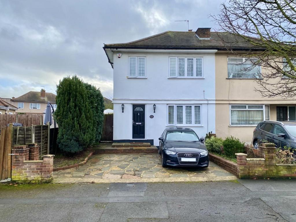 Balmoral Drive, Hayes, Middlesex... 3 bed semidetached house for sale