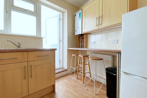 3 bedroom duplex to rent, Lewes Road, Brighton BN2