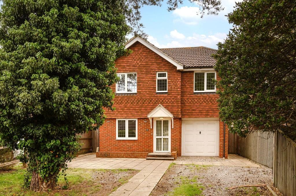 Chesterfield Road, Ewell, KT19 4 bed detached house for sale £850,000