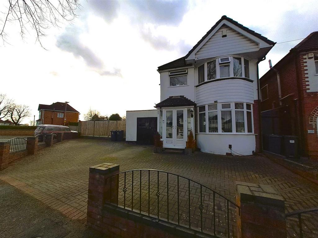 Benedon Road, Sheldon, Birmingham 3 bed detached house for sale £300,000