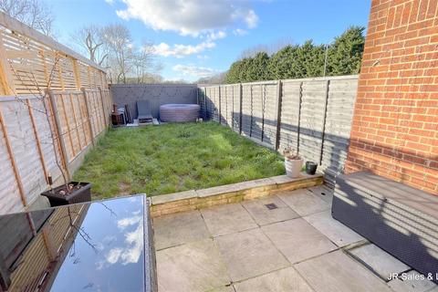 37 Leaforis Road, Waltham Cross, EN7 6ND