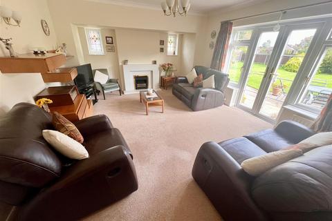 109 Bills Lane, Shirley, Solihull, B90 2PQ