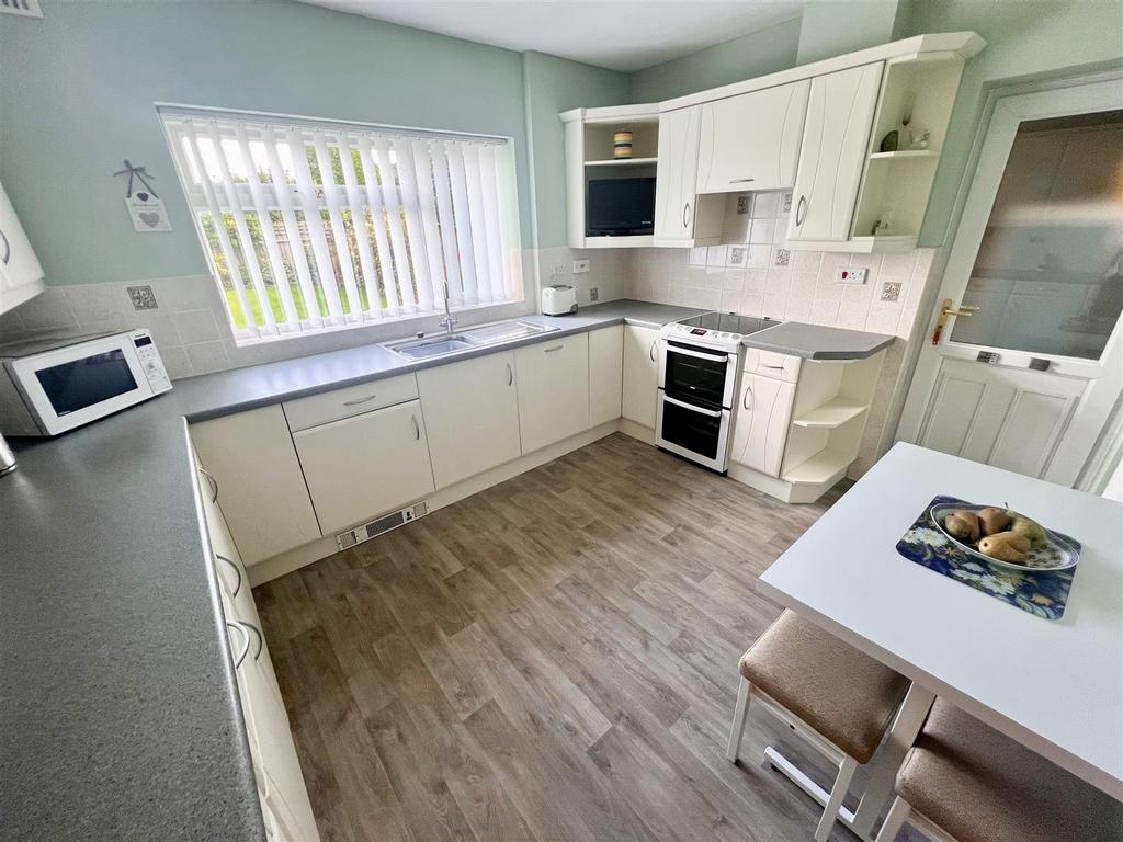 Breakfast kitchen