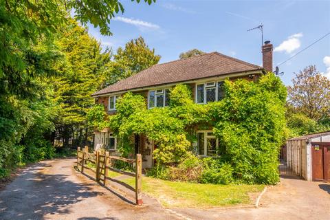 undefined, Oakwood Road, Horley
