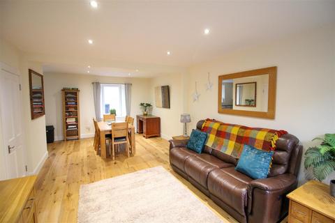 10 Exchange Street, Jedburgh, TD8 6BH