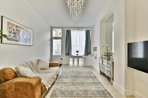 2 bedroom flat for sale, Needham Road, London W11