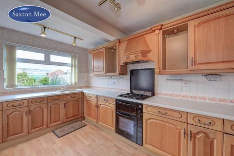 3 bedroom detached bungalow for sale, Ellorslie Drive, Stocksbridge, Sheffield
