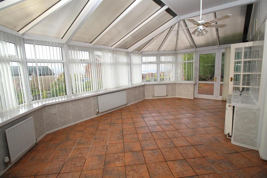 Tantallon Avenue, Gourock 5 bed detached house for sale £310,000