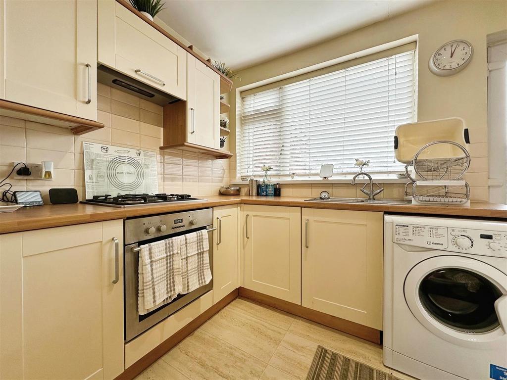 Worcester Road, Hull HU5 2 bed terraced house for sale £115,000