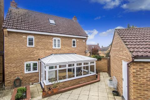 4 bedroom detached house for sale, Foundry Walk, Thrapston NN14