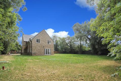 4 bedroom detached house for sale, Moor End, Thurning PE8