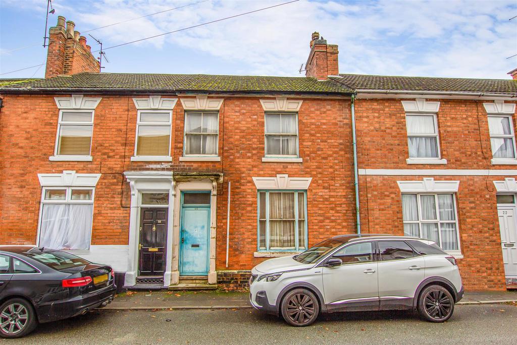 Havelock Street, Kettering NN16 3 bed terraced house £135,000