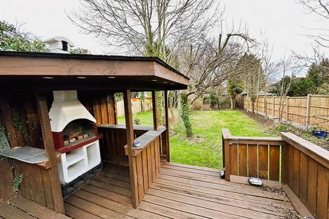 3 Crescent Drive, Petts Wood, Orpington, BR5 1BB
