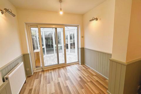 3 Crescent Drive, Petts Wood, Orpington, BR5 1BB