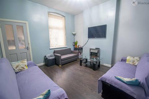 3 bedroom end of terrace house for sale, Medlicott Road, Birmingham B11