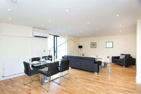 3 bedroom penthouse for sale, Arc House, Tower Bridge, London