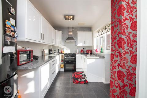 4 bedroom semi-detached house for sale, Velsheda Road, Solihull B90