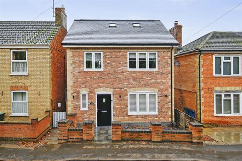 3 bedroom detached house for sale - Church Street, Ringstead NN14